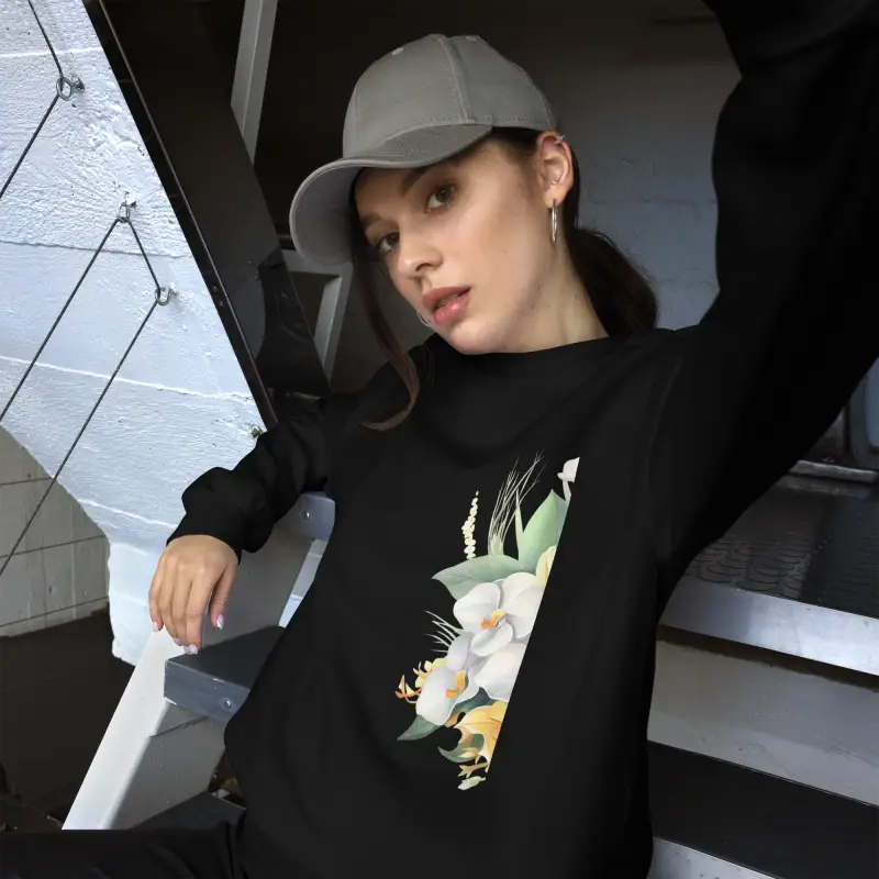 Beyaz Çiçek Desenli Unisex Sweatshirt ile Konfor ve Şıklık - Baskılı Sweatshirt